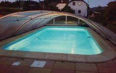 Vyhřívaný bazén 6x3 m s posezením a grilem